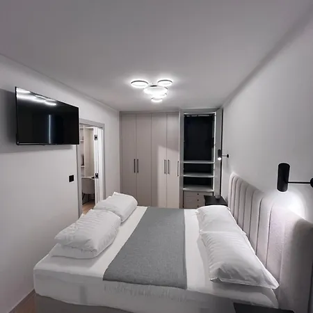 Urban Oasis Apartament