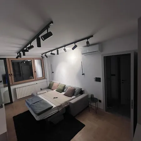 Apartment Urban Oasis Belgrade