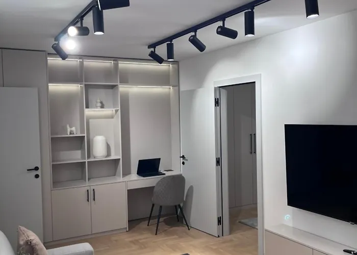 Apartament Urban Oasis